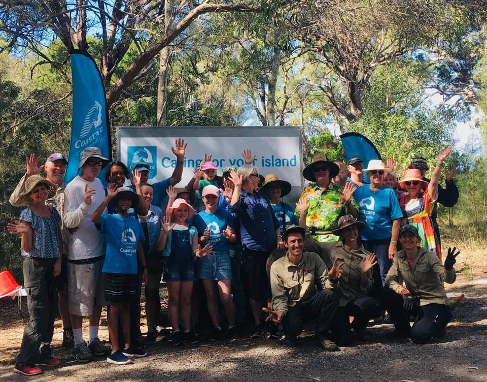 Coochiemudlo Island Coastcare volunteers